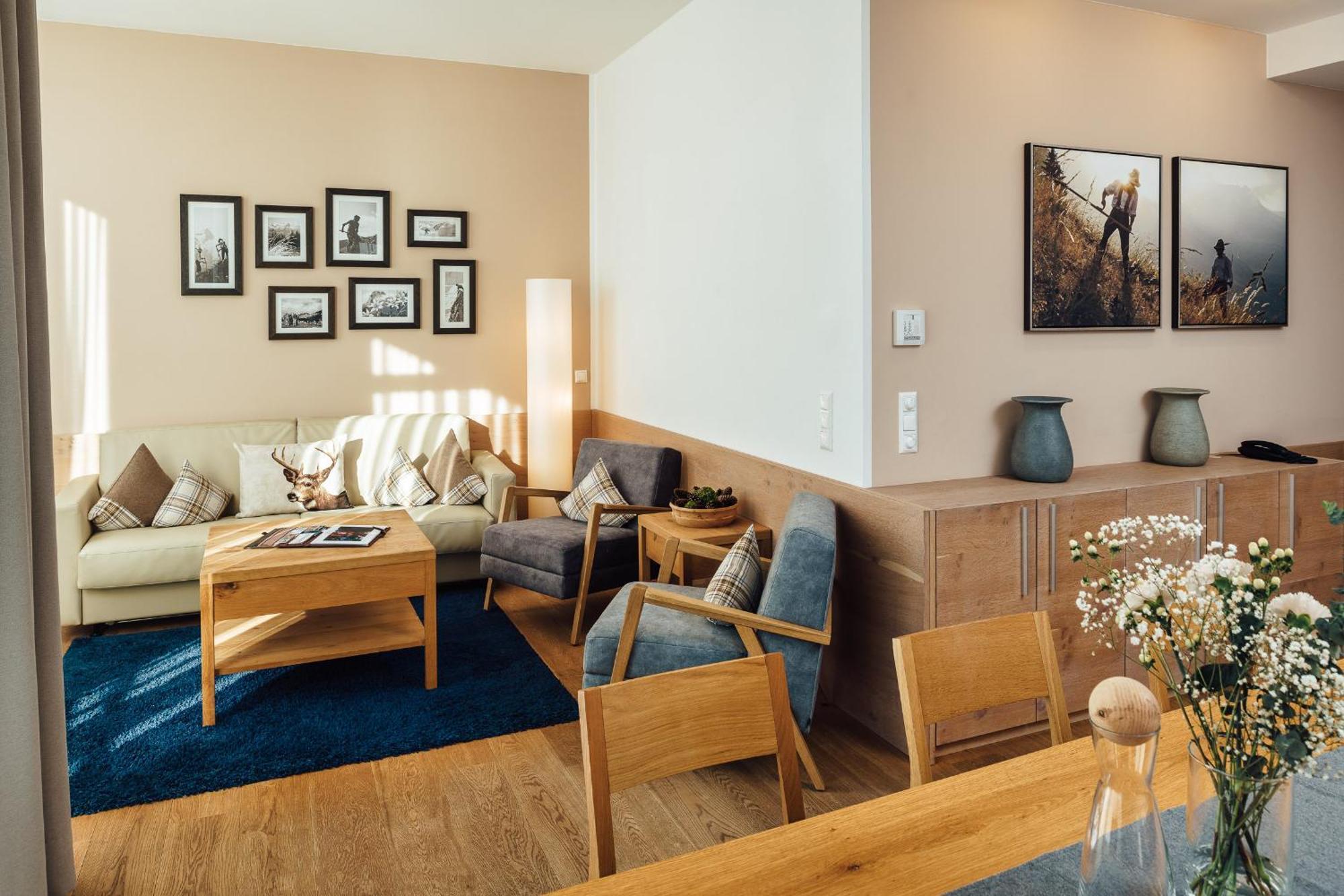 Schneeweiss Lifestyle - Apartments - Living 세르파우스 객실 사진