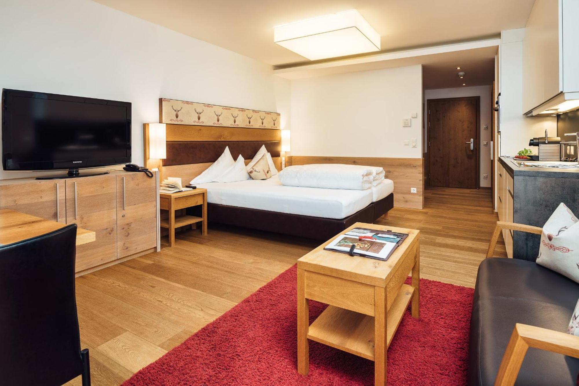 Schneeweiss Lifestyle - Apartments - Living 세르파우스 객실 사진